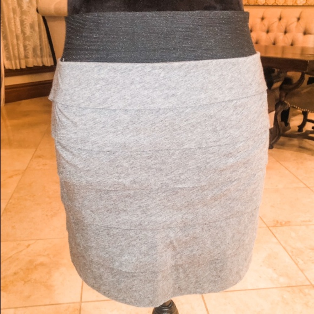 Mini layers band skirt